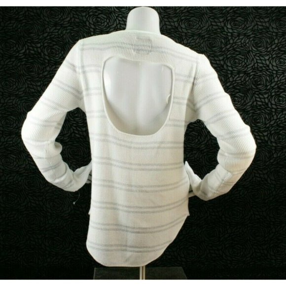 Chaser Sweater Womens Size M Cotton Lurex Ribbed White Silver 2 Keyhole $86 Nwt - Picture 2 of 6